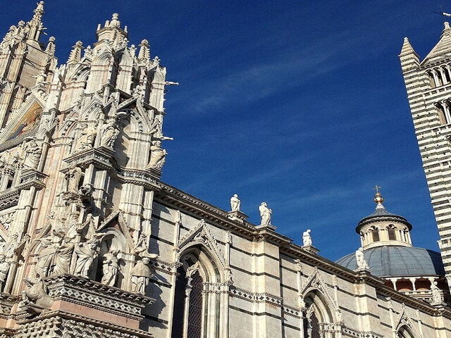 Siena-katedralen og avdekkingen av gulvet: en begivenhet du ikke bør gå glipp av