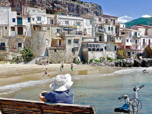 Cefalù, en tur mellom naturlige skjønnheter og arkitektoniske underverker