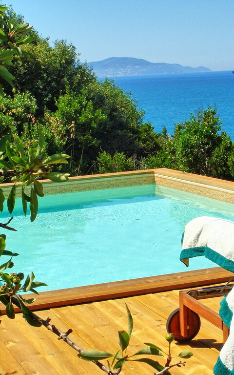 Presidio: basseng, Hage