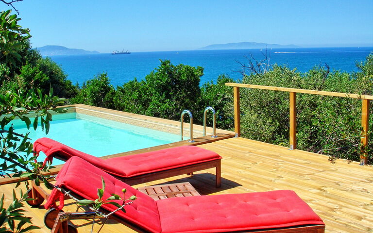 Presidio: basseng, Hage