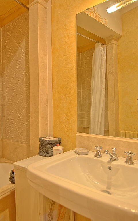 Castello Leopoldo: Baderom