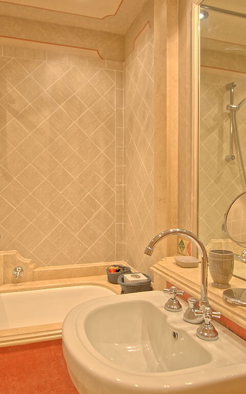 Castello Leopoldo: Baderom