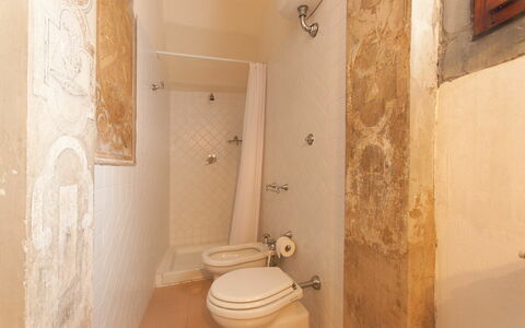 Feriebolig La Grotta: Baderom