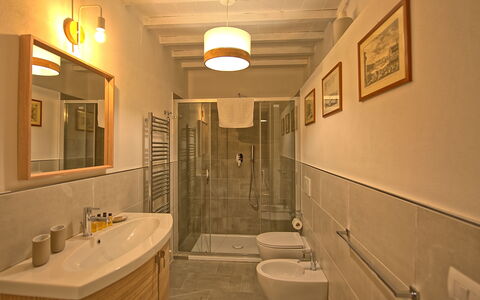 Feriebolig Montegufoni 27: Baderom