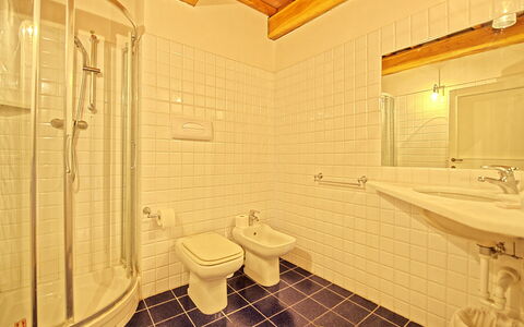 Feriebolig Acciaioli 1Bis: Baderom