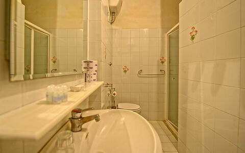 Feriebolig Archi: Baderom