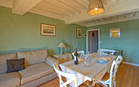 Feriebolig Bellavista: Lunsjrom, Stue