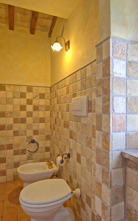 Castelmuzio: Baderom