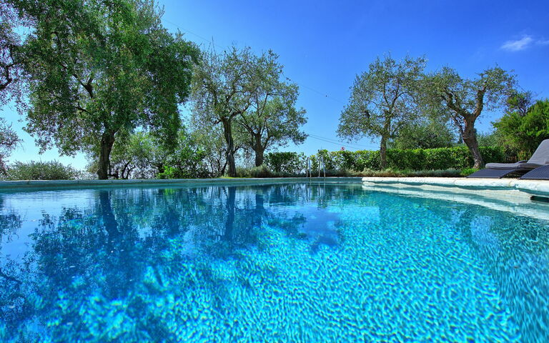 Villa Oliveta: basseng, Sommer, Visningar