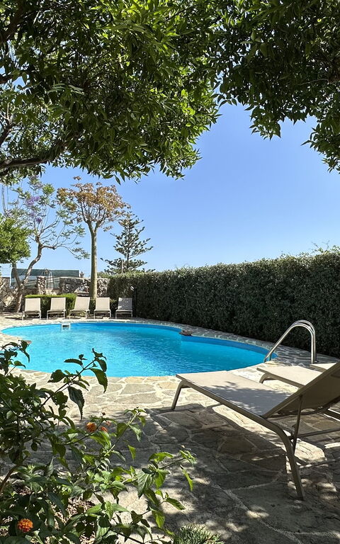 Castellammare: basseng, Eksteriør