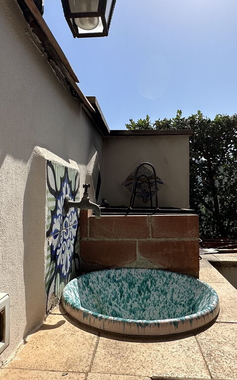 Castellammare: Eksteriør