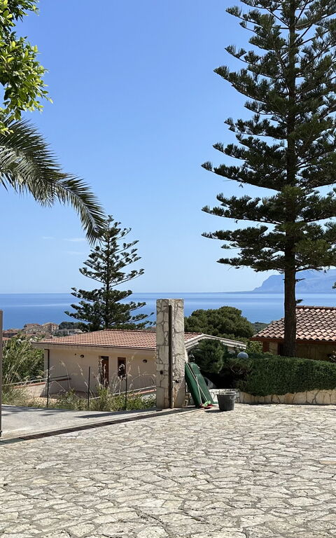 Castellammare: Eksteriør, Hovedinngang, Visningar