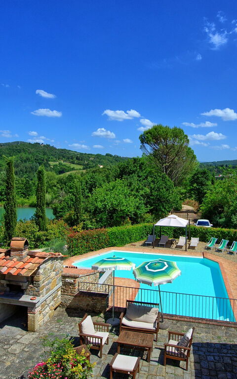 Casa Scopeti: basseng, Hage