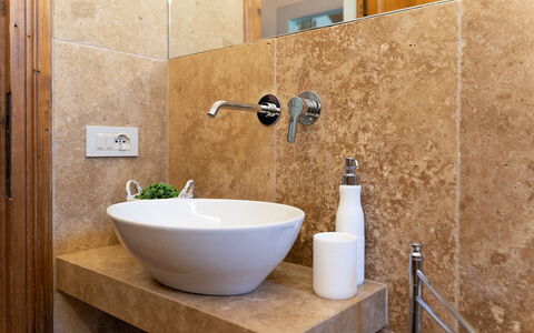 Feriebolig Montelopio 1: Baderom