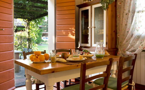 Feriebolig Montelopio 1: Utendørs