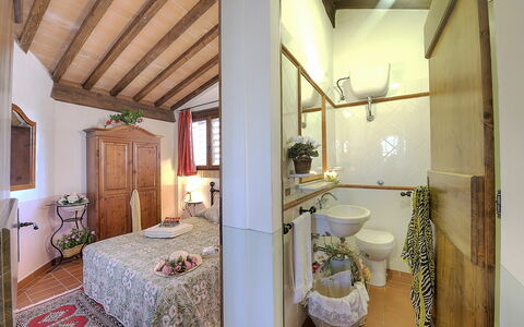 Feriebolig Montelopio 6: Baderom, soverom