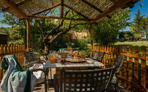 Feriebolig Montelopio 7: Hage, Utendørs