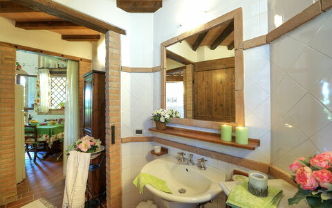 Feriebolig Montelopio 5: Baderom