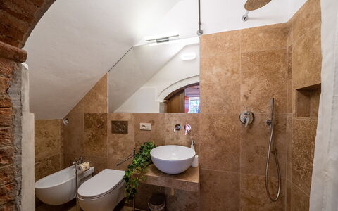 Feriebolig Montelopio 3: Baderom