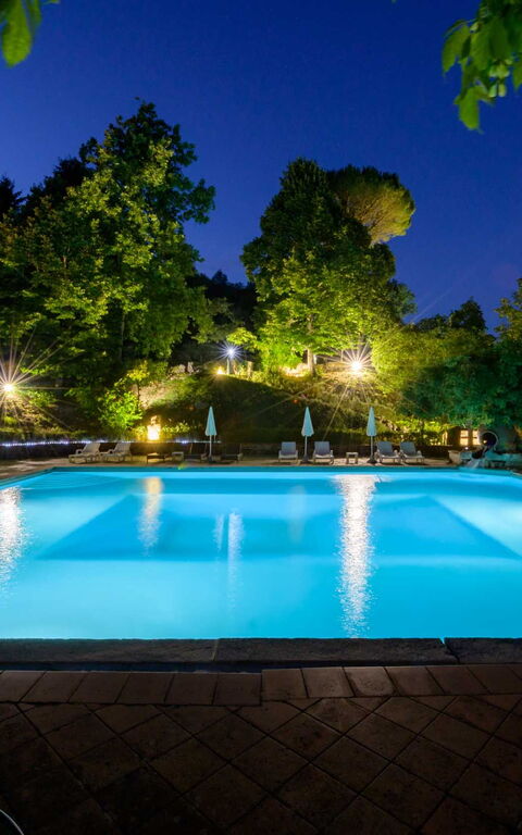 Villa Contessa: basseng, Hage, Utendørs