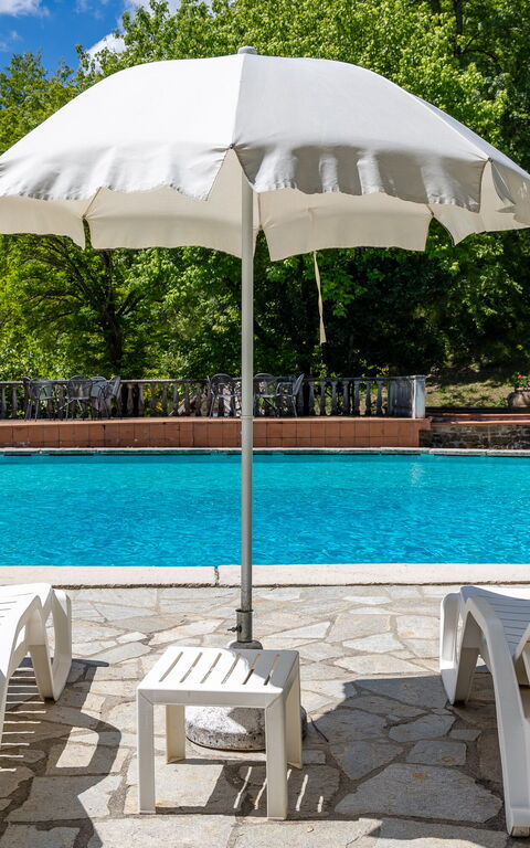 Villa Contessa: basseng, Hage, Utendørs