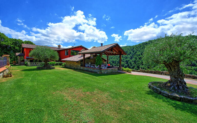 Villa Contessa: Eksteriør, Hage