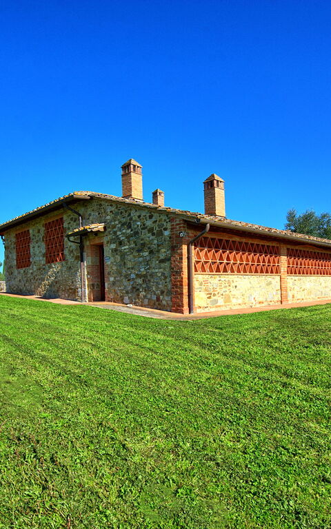 Fornacino: Eksteriør, Hage, Utendørs