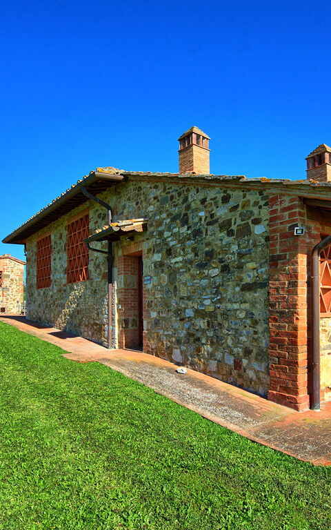 Fornacino: Eksteriør, Hage, Utendørs