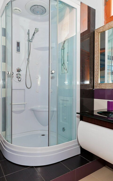 Villa Erice: Baderom