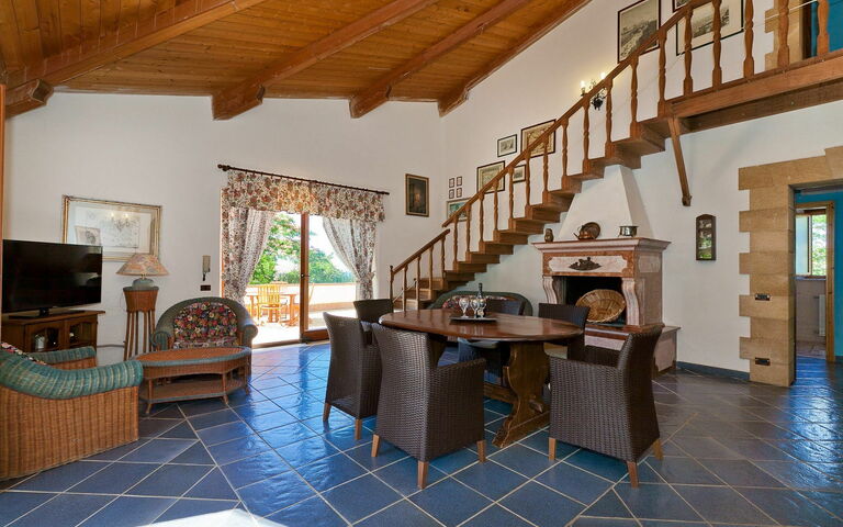 Villa Erice: Lunsjrom, Stue