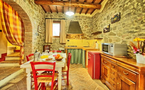 Feriebolig Orietta 1: Kjøkken, Lunsjrom, Stue