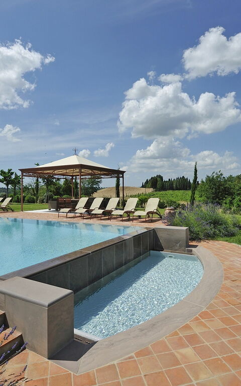 Villa Insoglio: basseng, Hage, Utendørs