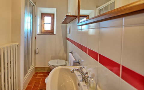 Feriebolig Le Fonti 11: Baderom