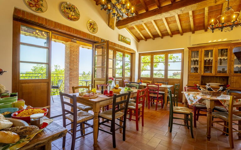 Villa Amadeo: Lunsjrom