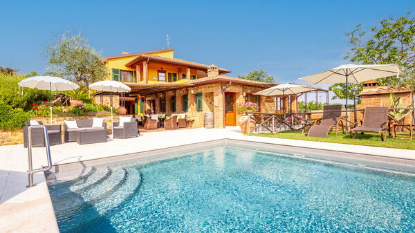 Villa Amadeo: basseng, Eksteriør, Hage, Sommer, Utendørs