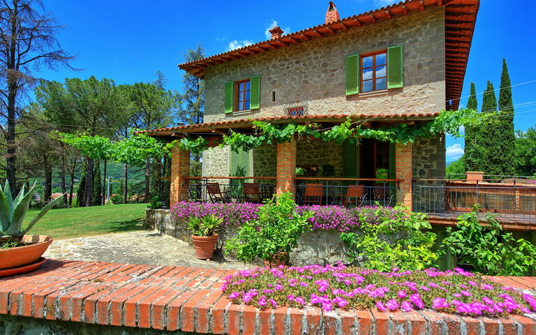 Villa Lo Scoiattolo: Eksteriør, Hage, Sommer, Utendørs