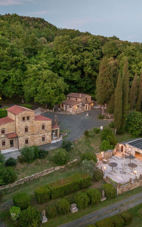 Le Querciolaie with Geothermal Pool: Visningar