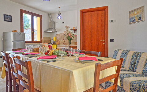 Feriebolig Dependance 1: Kjøkken, Lunsjrom, Stue