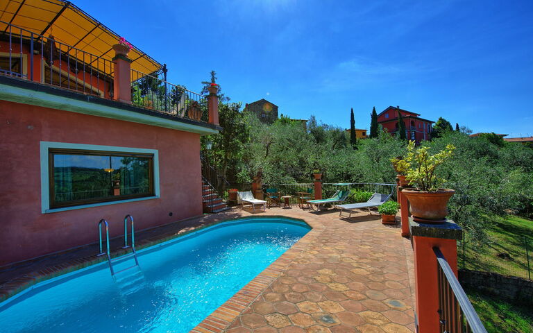 Casa Vania: basseng, Eksteriør, Utendørs