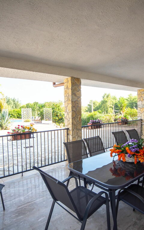 Villa Contrada: Balkong / terrasse / uteplass