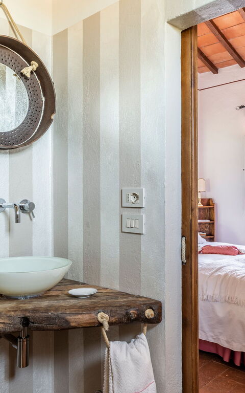 Villa Castiglione: Baderom, soverom