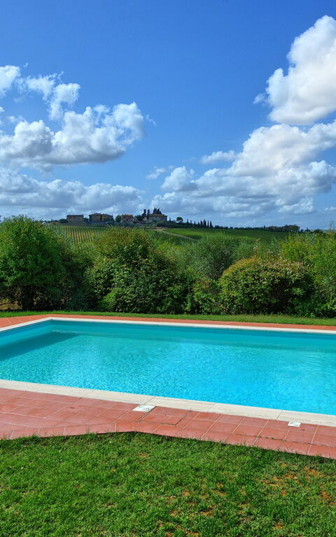 San Carlo: basseng, Hage