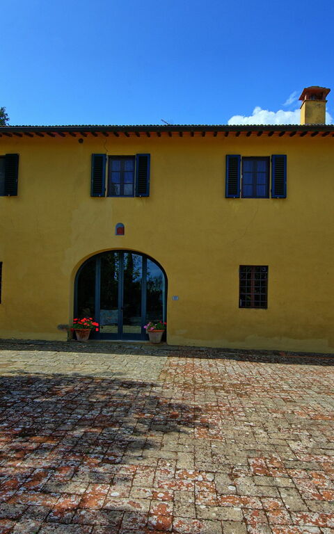 San Carlo: Eksteriør