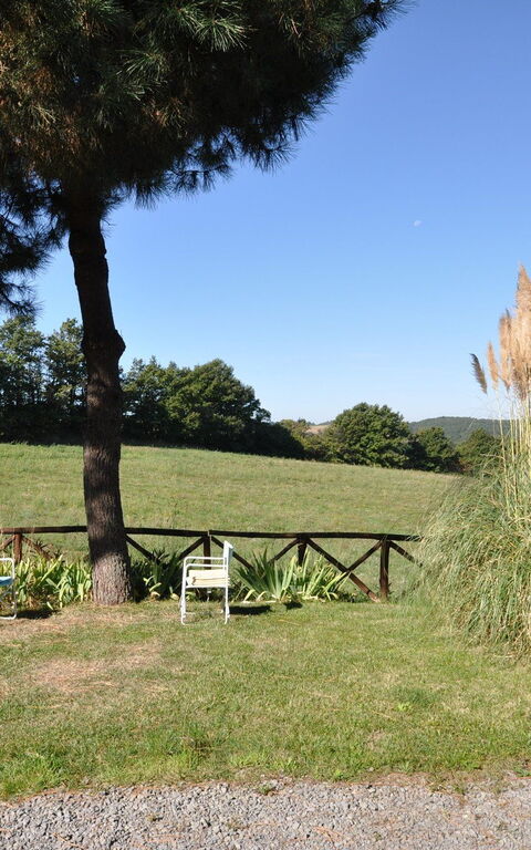 Ginestrella: Hage, Utendørs