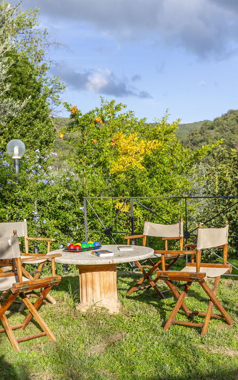 Bigiolo a Melazzano: Hage, Utendørs