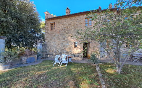 Feriebolig Arturo 1 - Macina: Balkong / terrasse / uteplass, Hage