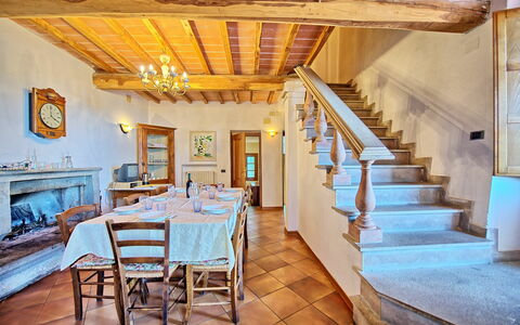 Feriebolig Fienile: Lunsjrom, Stue