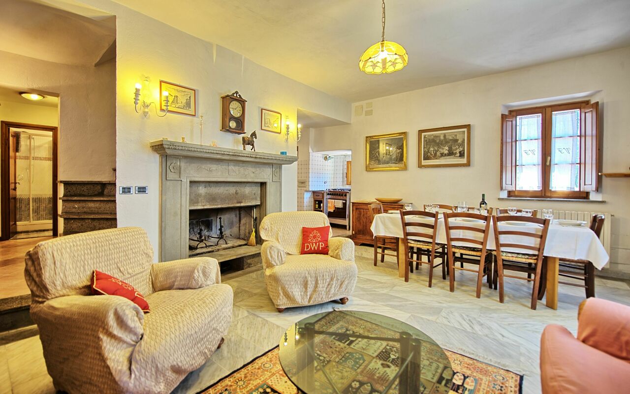 Feriebolig Rondini: Lunsjrom, Stue