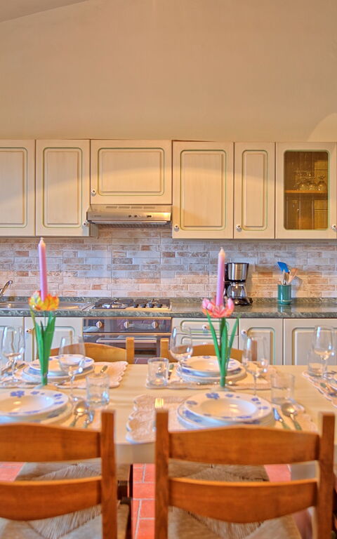 Villa Gloria: Kjøkken, Lunsjrom