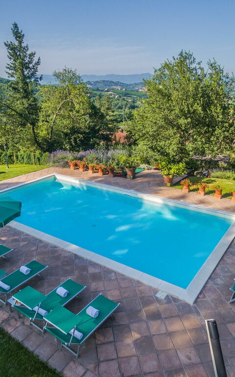 Torre Del Cielo: basseng, Hage